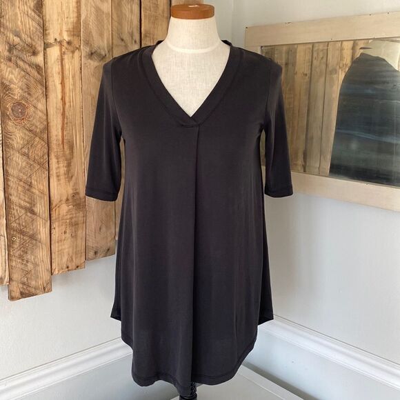 Mododoc V-Neck T Shirt Tunic With Curved Hem Oversized Fit Size Extra Small - Picture 2 of 10